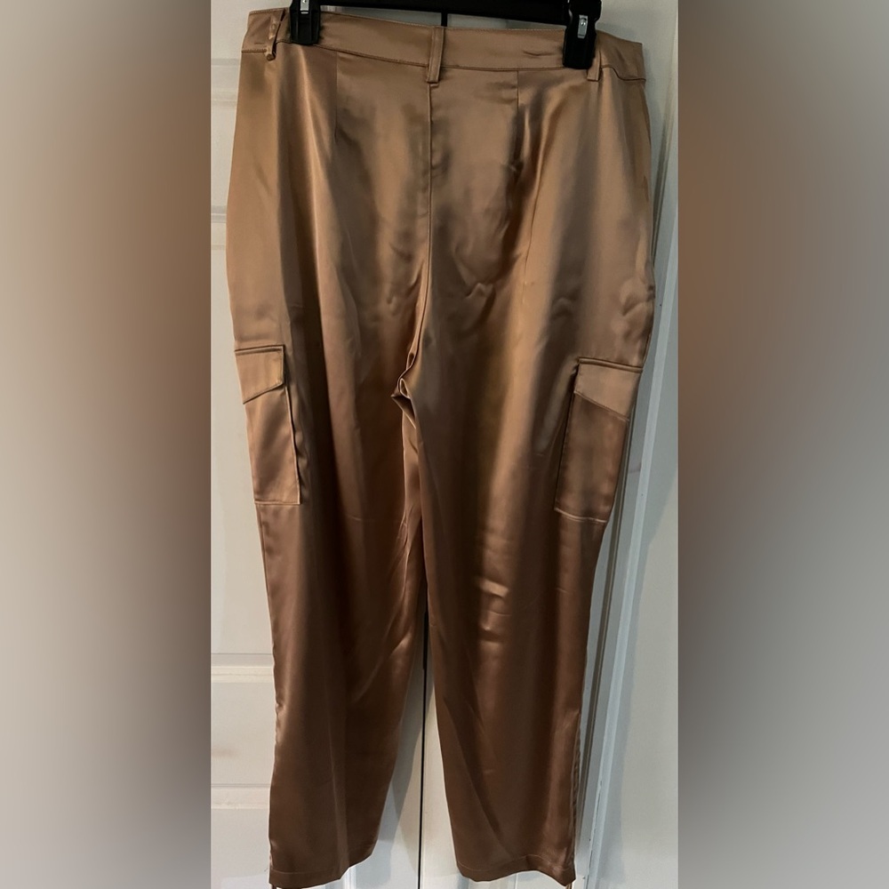 INTEMPO Satin Cargo Pants